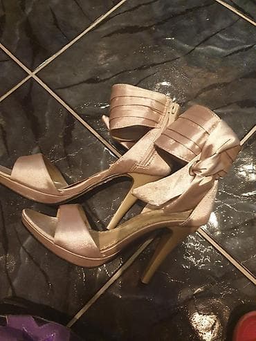 new balance 550 cena: Sandale broj 36 kao nove — 2