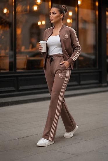 zenske plisane trenerke prodaja: Zenske trenerke 
S m l xl 2xl 
3599 din — 7