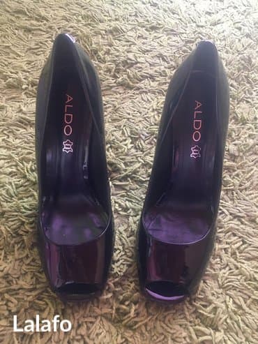 Pumps, 39