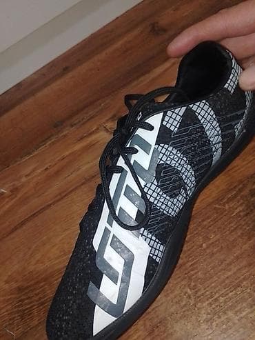 patike platnene: Patike za fudbal LOTTO br 41 gaziste 273 mm su u odlicnom stanju i — 9