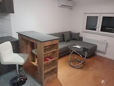 prodaja kuća sremski karlovci: Jednosoban stan sa terasom i panoramskim pogledom. - Raspored: dnevni — 3