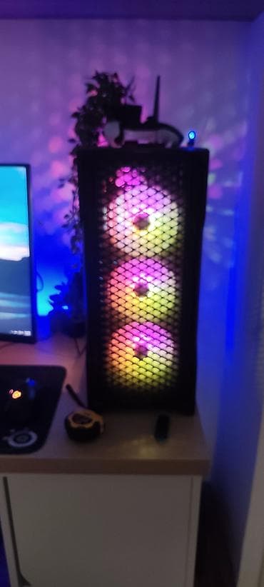 pc beograd: Gaming računar ATX mid-tower kućište sa ARGB ventilatorima -Ryzen 5 — 4