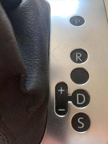 xara auto: RUČICA DSG MENJAČ-A ZA VOLKSWAGEN GOLF 6 OD 2008. DO 2013. GOD. - — 2