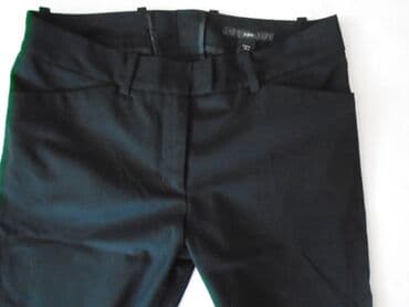 pantalone push up: H&M crne poslovne pantalone, intenzivno crne, elegantne, klasične — 2