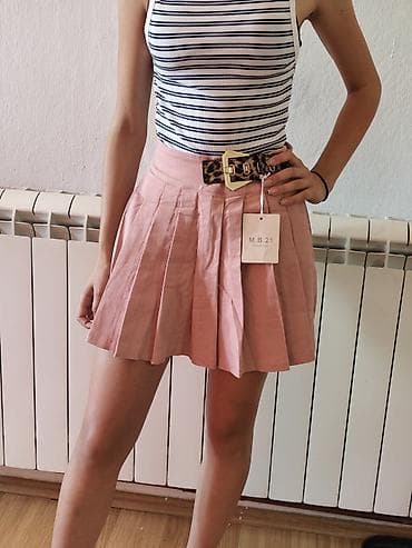 bermude za punije zene: Ženske culotte/šorts-suknja M.B.21 - Model: plisirana šorts-suknja — 1
