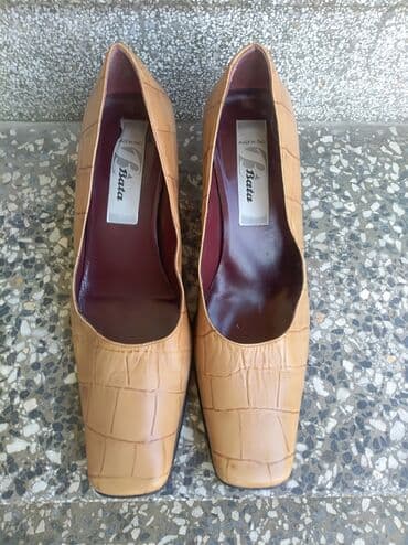 pantalone bez kaisa: Pumps, Bata, 39 — 2