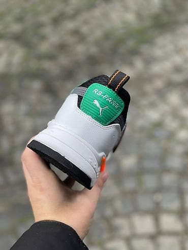 metro bele patike: Puma
brojevi 40 do 44 — 2