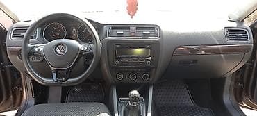 auto otpad audi a4 sabac: WV Jetta proizvedena 2014 a kupljena nova 2016 godine. Automobil u — 10