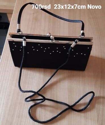 Elegantna večernja tašnica - Boja: crna sa diskretnim sjajem - Dekor