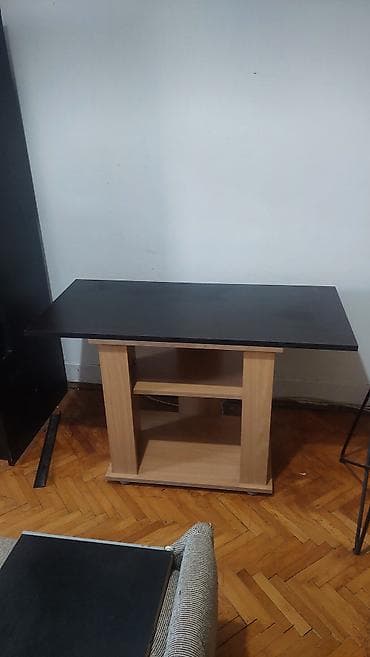 Stočić/komoda za TV i tehniku - Materijal: oplemenjena iverica -