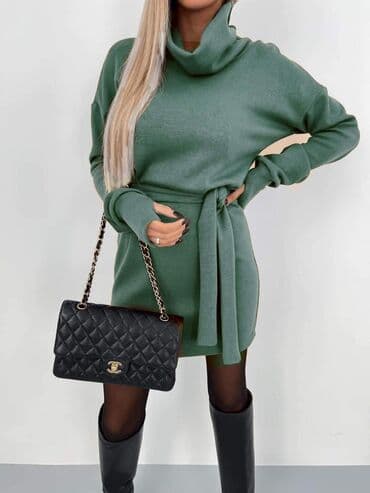 by me haljine cene: 1900
Materijal san snova mekan — 1