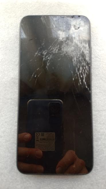 Redmi 9a telefon za delove.
Moguca zamena