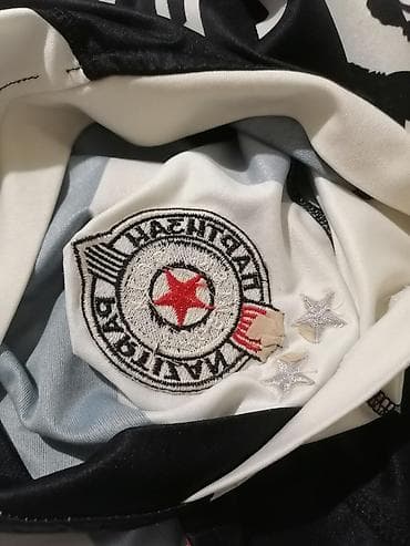 svetleci broj 18: Originalni fudbalski dres FK Partizan – Kappa igrački - Dizajn — 6