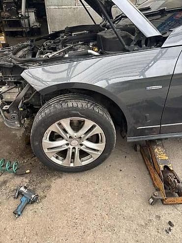 user car: KRILO ZA MERCEDES BENZ E KLASA, E 200, E 240 . OD 2009. DO 2013 — 1