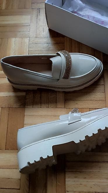 obuca ruma: Ženske mokasine – bež lak koža, chunky đon - Boja: bež/ekri sa — 4