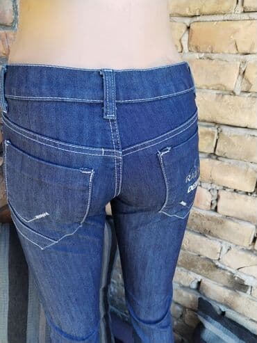 pantalone elipsa: Farmerke vel S
Kao nove — 5