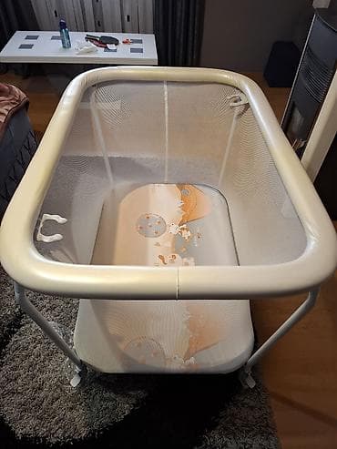 polovni namestaj za kucu: Igralište/ogradica za bebe – pravougaono,od stajanja negde promenilo — 2