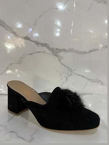 patike n: Cena 3.800 din. 36-40 — 2