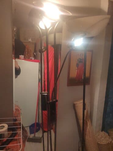 neprodate sofe u pola cene: Podne lampe – set - Dve visoke podne lampe sa teškim okruglim — 4