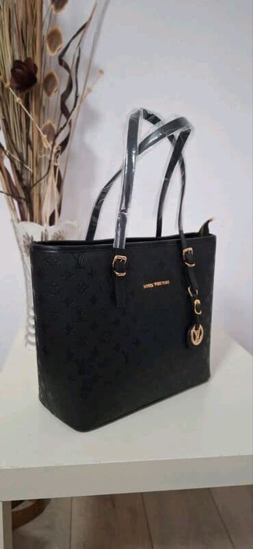 5200 din🍓
36x28 na lalafo.rs 5200 din🍓
36x28