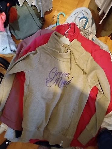 duks s: Akcija dukseva i bluza sve po 200d — 9