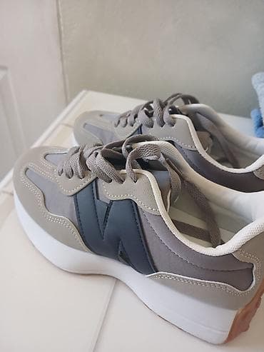 Trainers: Patike – broj 36 - Sportsko/casual model sa vezivanjem na pertle - — 3