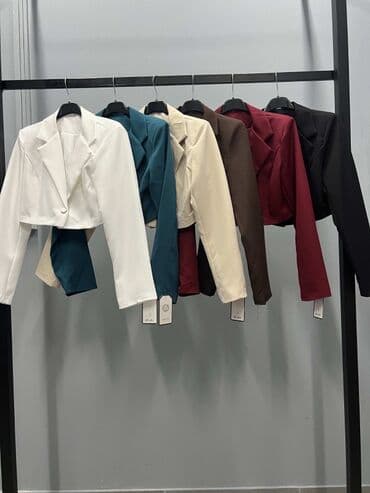 Kućna odeća: 🔥Zenaki sakoi kratki po top ceni
✅2400 din
Vise boja u ponudi — 2