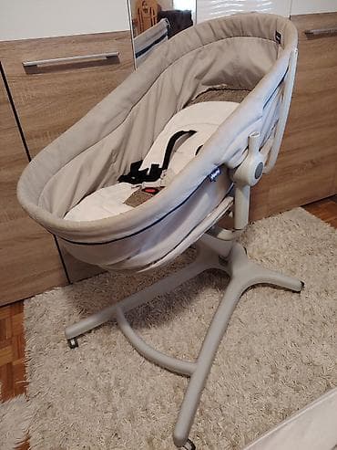 Chicco 4u1 ležaljka/kolijevka na postolju, gnezdo za presvlacenje beba — 2