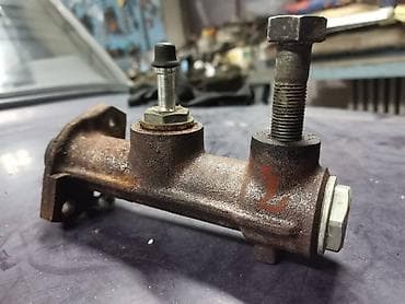 Gornji cilindar kvacila Lada 7, Lada Niva br.2 Polovno, očuvano