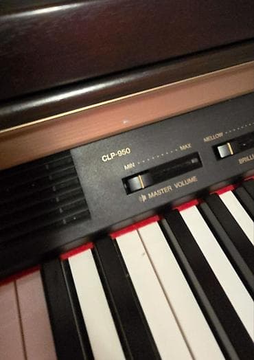 polovne gitare: Na prodaju vrhunski digitalni klavir Yamaha Clavinova CLP-950, idealan — 6