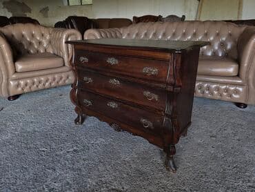 Barokna komoda sa 3 fioke - Materijal: masivno drvo, bogata topla na lalafo.rs Barokna komoda sa 3 fioke - Materijal: masivno drvo, bogata topla