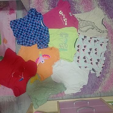 Šortsevi: Lot dečijih majica za devojčice – kratki rukav, različiti modeli i — 2