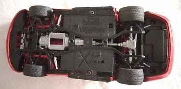 eldo design: Burago Dodge Viper 1 /18, fali staklo.Desno sediste nije — 3