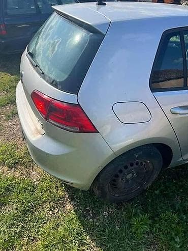 ZADNJI BRANIK ZA VOLKSWAGEN GOLF 7 | Zadnji branik za VW Golf 7, 1.2 na lalafo.rs ZADNJI BRANIK ZA VOLKSWAGEN GOLF 7 | Zadnji branik za VW Golf 7, 1.2