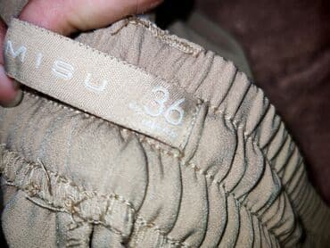 Trenerke: Ženske farmerke – nekoliko para Cena za dva para koju imaju ostecenja — 24