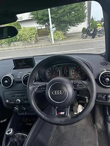 glava upravljaca: AUDI A1 S LINE VOLAN | A1 1.4 tfsi DELOVI 06******** — 2