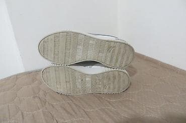 navlaka za patike: PUMA br 39 kao nove mozda jednom obuvene, bez bilo kakve greske mana — 6