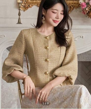 Women's Clothing: Elegantna ženska jakna/blazer u zlatno‑bež nijansi. - Materijal — 1