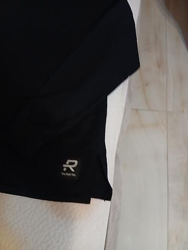 Kućna odeća: Crna dukserica sa dugim rukavima RANG - Boja: crna - Kroj: klasičan — 2