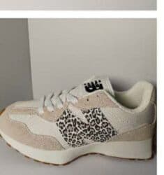 Flat shoes: 41 — 10