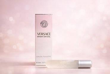 bela torbica mala: Versace Bright Crystal 20 ml Gornje note: Nar Yuzu (japanski citrus) — 1