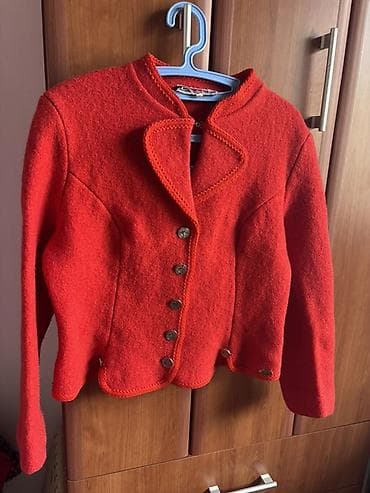 Kućna odeća: Ženska crvena jakna/sako od vune - Materijal: deblja, topla vunena — 1