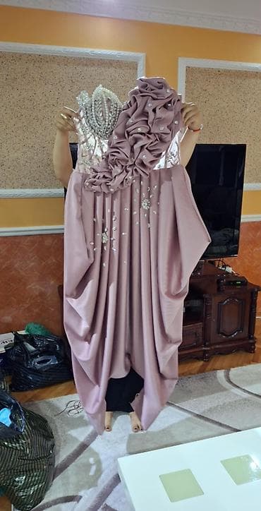 ardeco puder: Elegantna svečana salvare dimije u puder‑roze nijansi. - Kroj: duga — 1