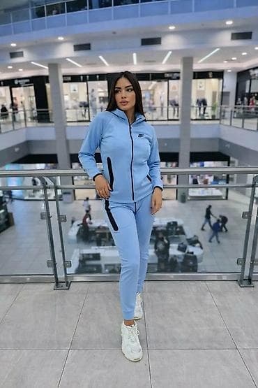 body od: Ženski sportski komplet (dukserica + donji deo) - Model: dvodelni — 4