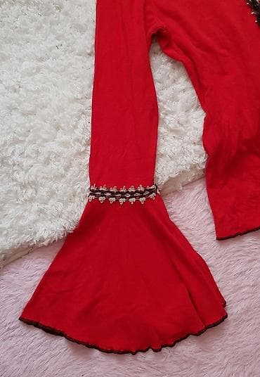 metro obuca nova kolekcija: Crvena boho majica/bluza sa dugim rukavima – Visage Collection - — 2