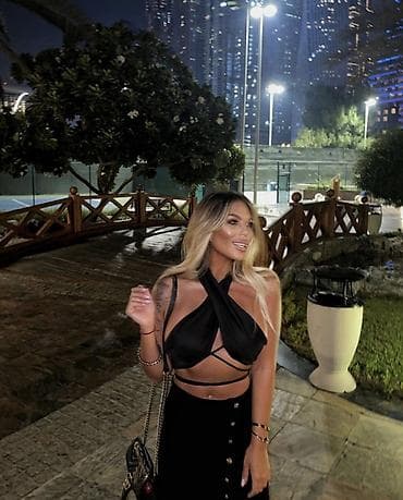 Crop top oko vrata majica sa elastinom. Crna,teget,svetlo siva,svetlo