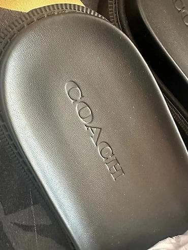 michael kors obuca: Coach ženske papuče u crnoj boji, sa prepoznatljivim zlatnim “C” — 3