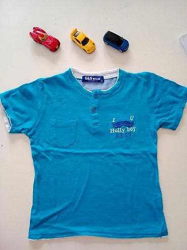 ugg srbija cena: Majice za dečake realno veličina 4 god Cena za obe 300 din uplata — 5