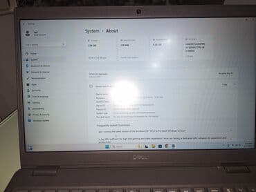 procesor: Intel Core i3, 8 GB OZU, 15.6 " — 5