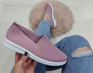 Prelepe zenske espadrile NOVO!
Cena 2400 din
36-41
DM na lalafo.rs Prelepe zenske espadrile NOVO!
Cena 2400 din
36-41
DM